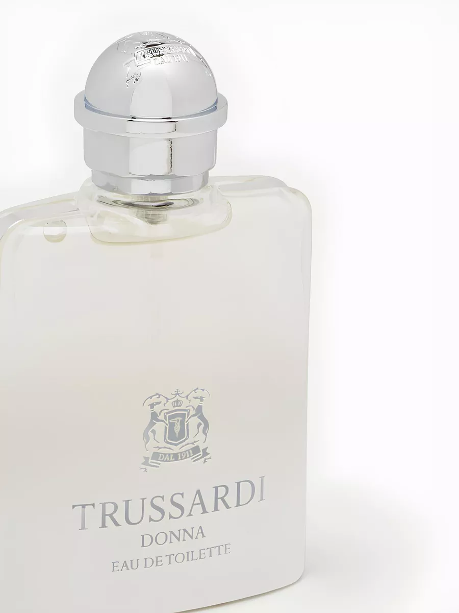 Donna edt trussardi. Trussardi Donna Eau. Труссарди Донна духи. Труссарди 50 мл. Труссарди Донна едт.